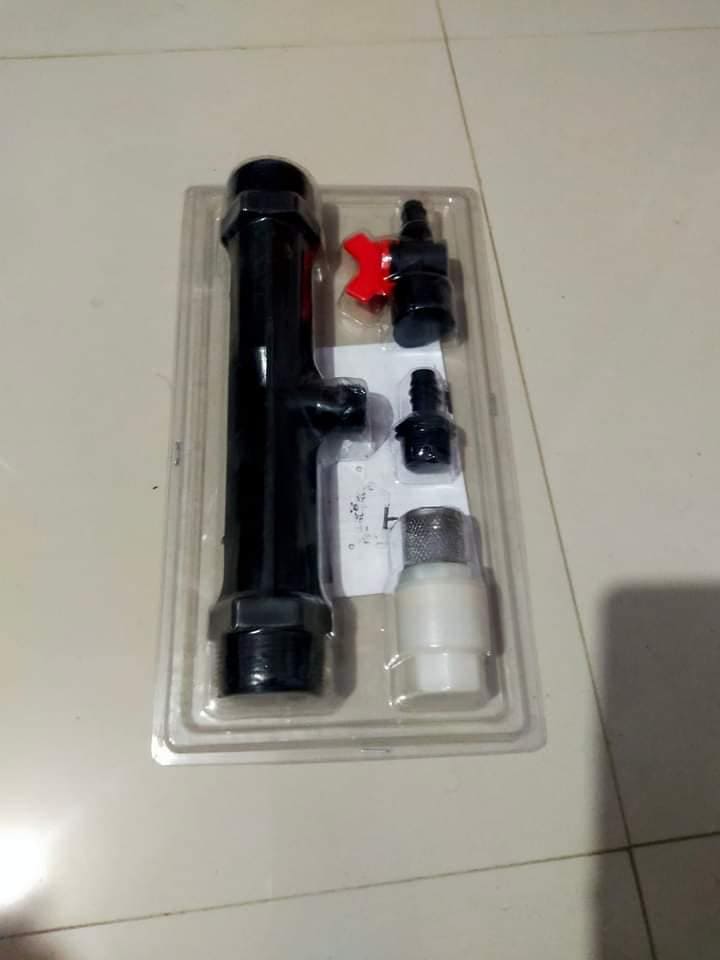 حاقن السماد الأوتوماتيكي injecteur d'engrais